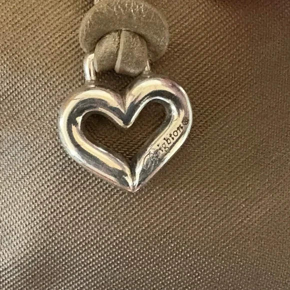 Brighton "Pretty Tough Reed" tote bag in a silver or zinc pearl - Picture 6 of 16